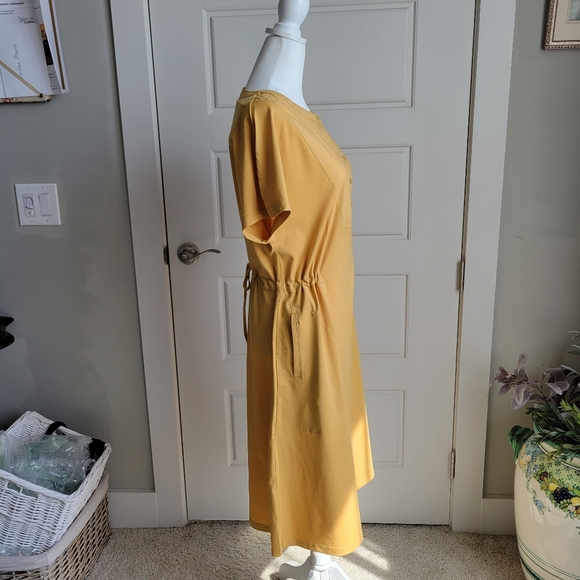 Floraweg NWT Women's Jersey Dress Button Yoke Waist tie Light Yellow Sz 1 US 16 - Picture 5 of 8